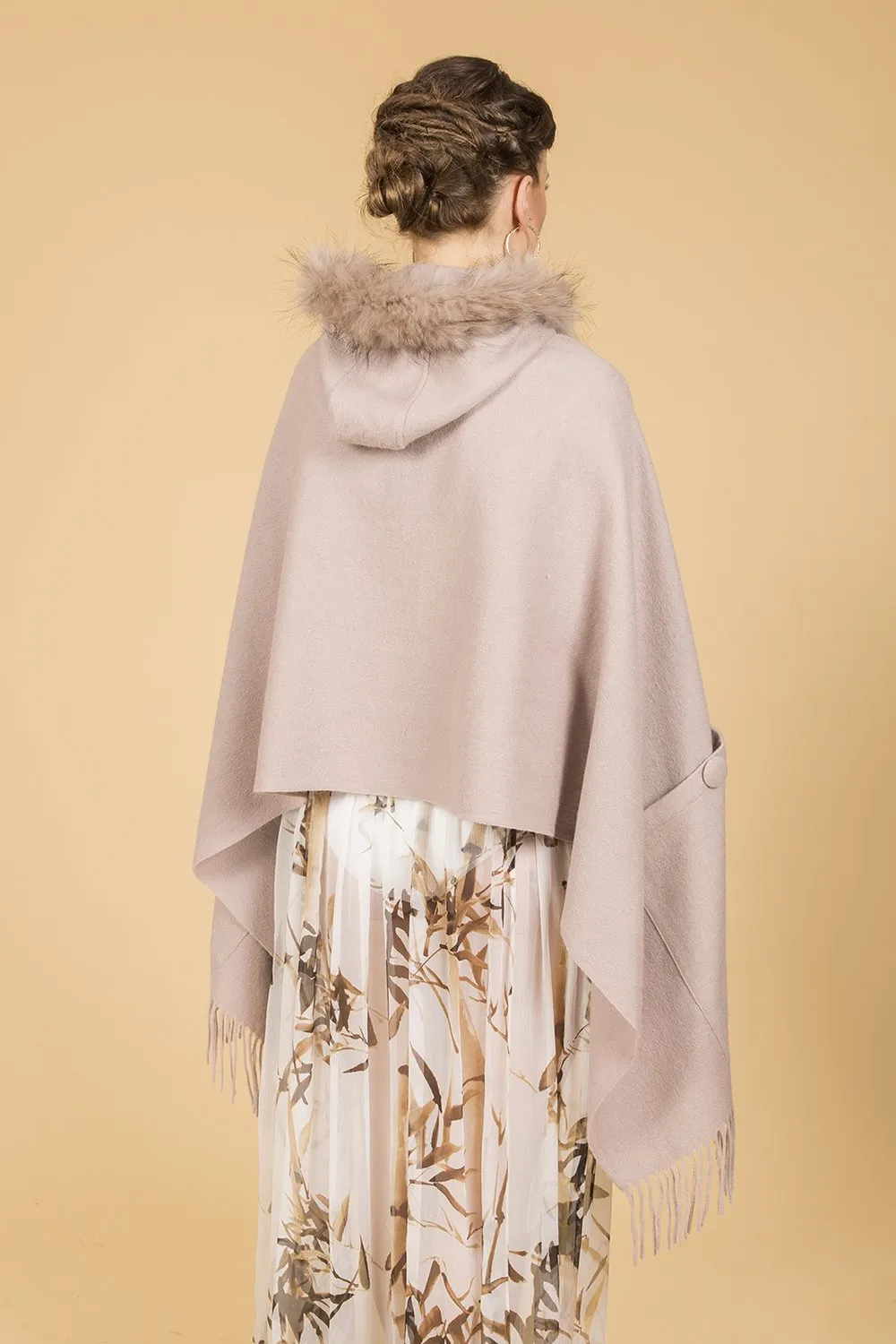 Lambswool Cape with Fur Trim Hood in Dusky Pink - Feathers Of Italy