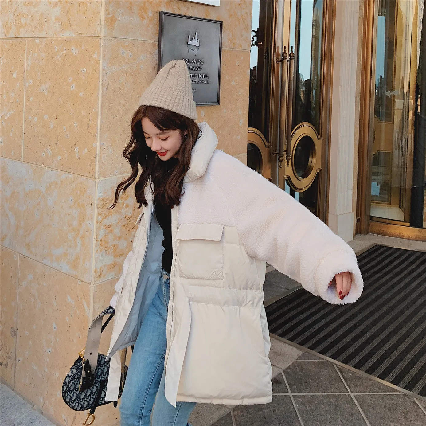 Real shot 2021 autumn and winter New lamb fur coat women's Korean style loose short short fur and fur